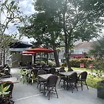 Hotel Adonis