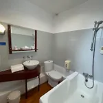 Adonis Hotel
