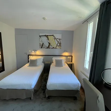 Adonis La Baule-Escoublac